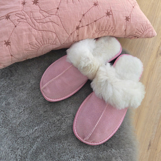 Evi Fårskinnstofflor Rosa