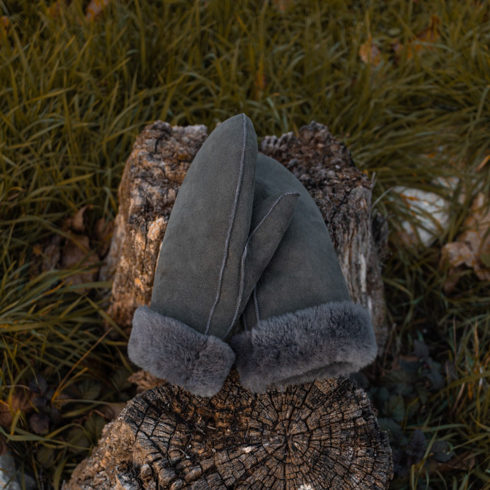 Fårskinnsvantar Handgjorda Grå