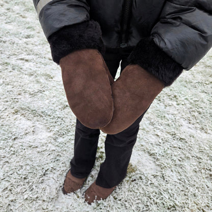 Fårskinnsvantar Handgjorda Bruna